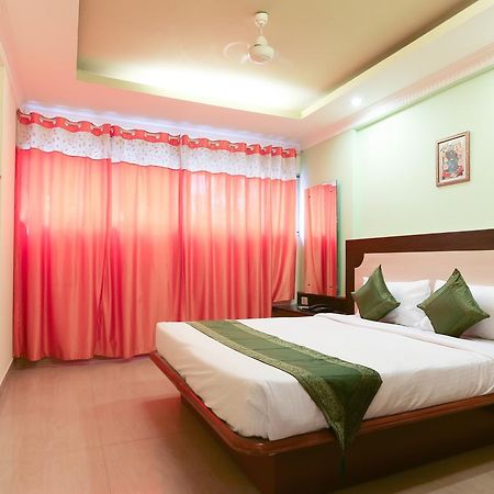 Отель Treebo Trip Grand Regency Бангалор Экстерьер фото